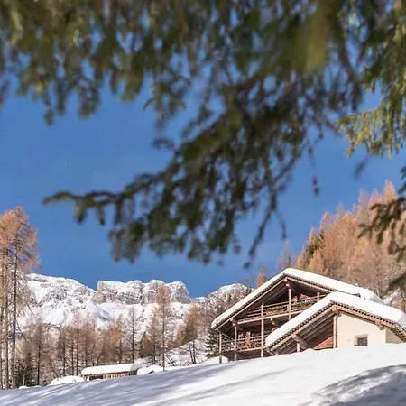 Light And Spacious Chalet With High Levels Villa